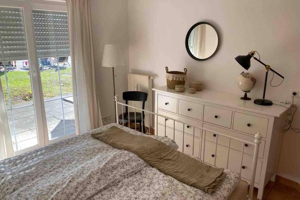 Die Seeblume - Ferienwohnung Mit Pool Und Seeblick Bodman-Ludwigshafen Εξωτερικό φωτογραφία